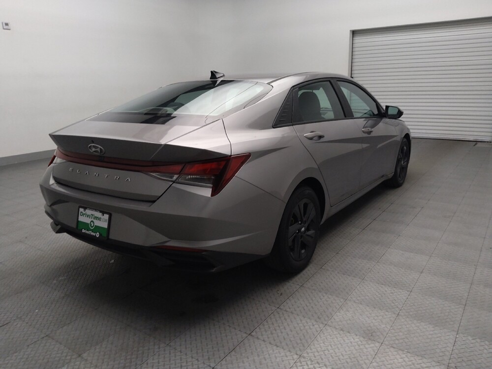 2023 Hyundai Elantra in Plano, TX 75074 - 18133251 9