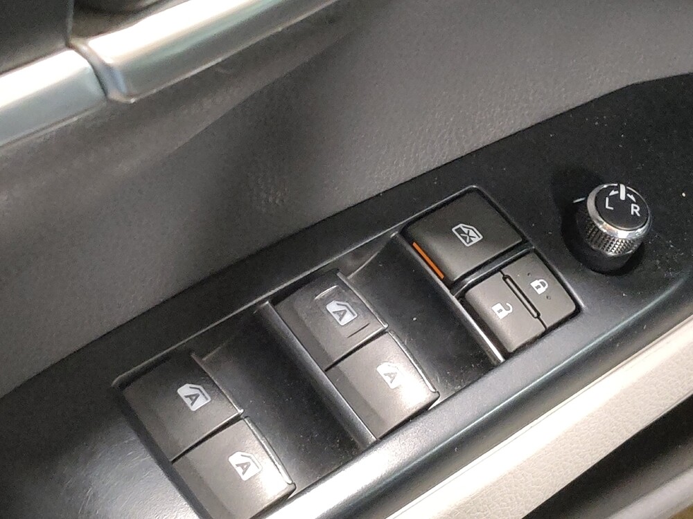 2020 Toyota Camry in Lewisville, TX 75067 - 18133257 27