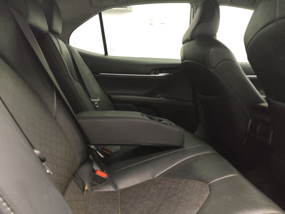 2019 Toyota Camry in Plano, TX 75074 - 18133280 19