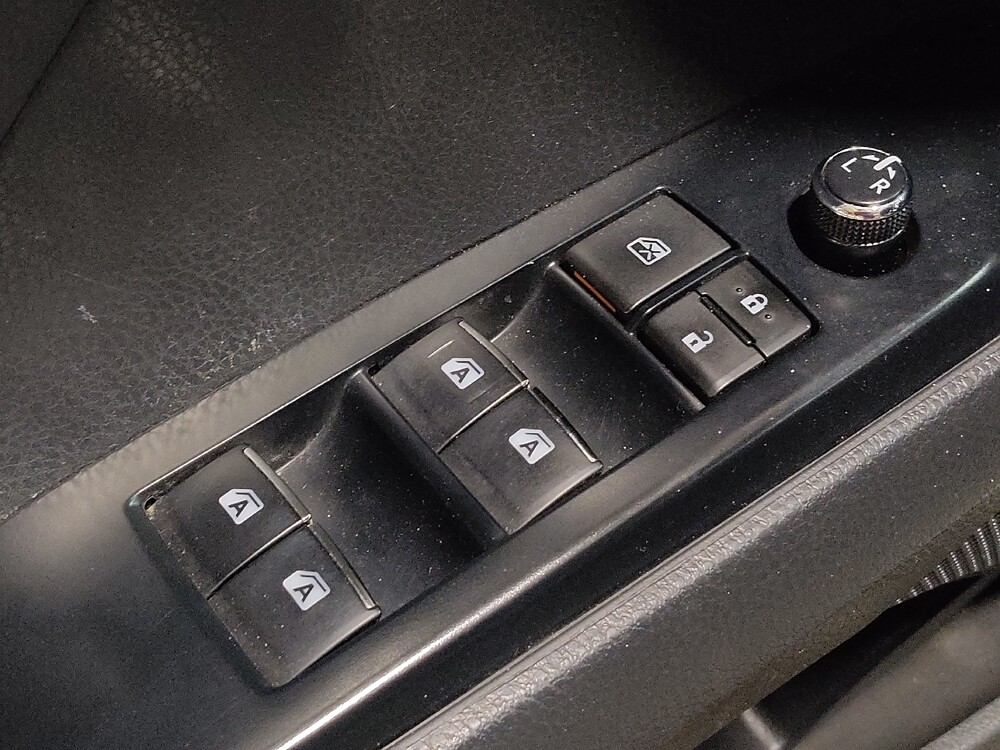 2019 Toyota Camry in Plano, TX 75074 - 18133280 27