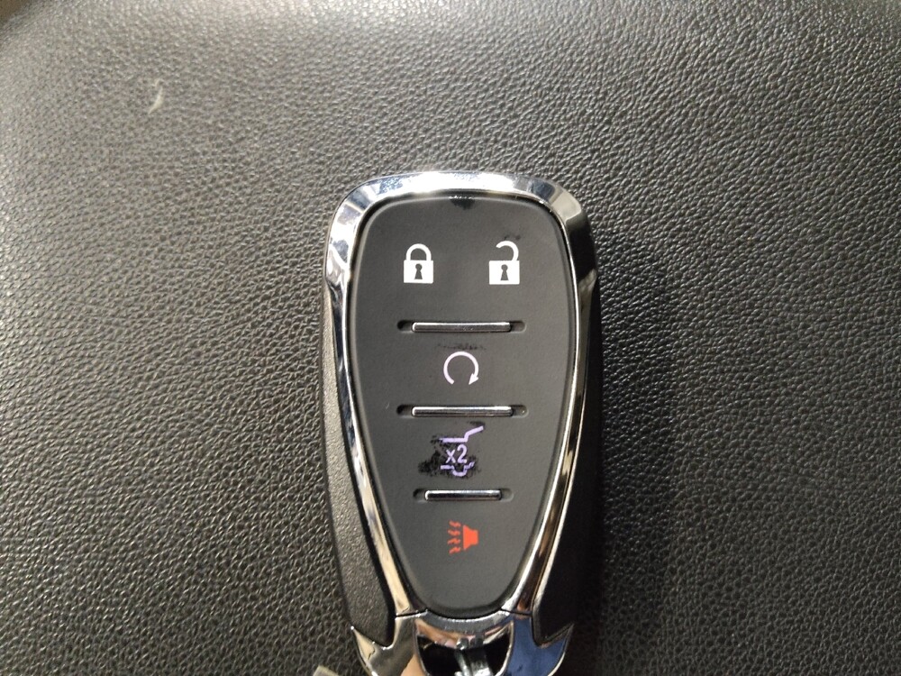 2020 Chevrolet Equinox in Fort Worth, TX 76116 - 18133282 32