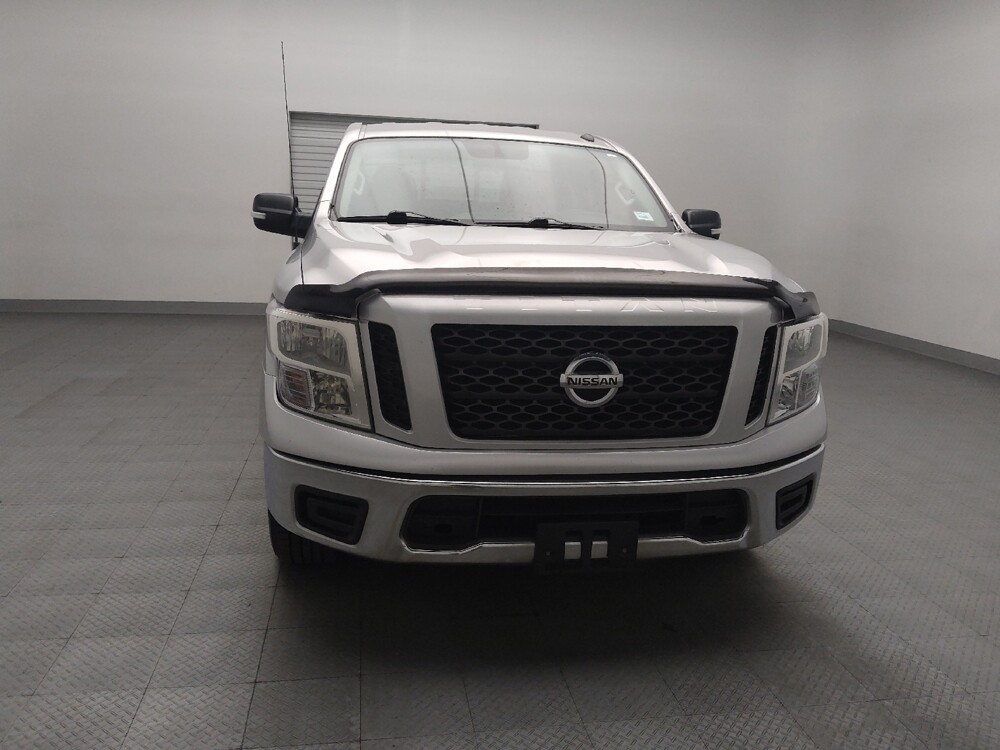 2019 Nissan Titan in Lubbock, TX 79424 - 18133284 14