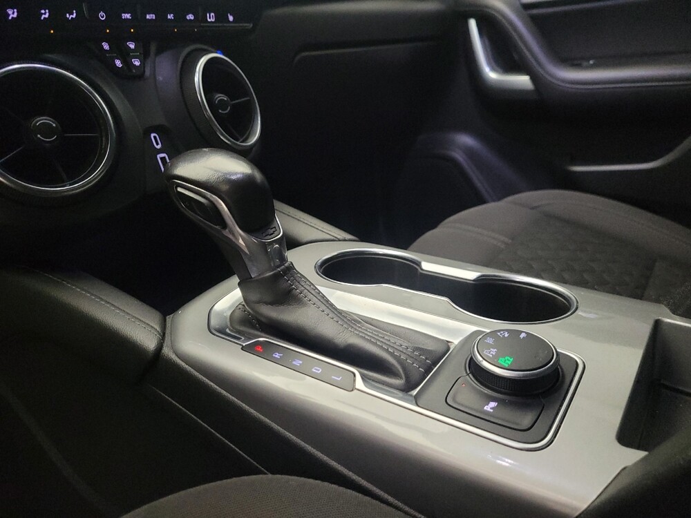 2020 Chevrolet Blazer in Glendale, AZ 85301 - 18133288 26