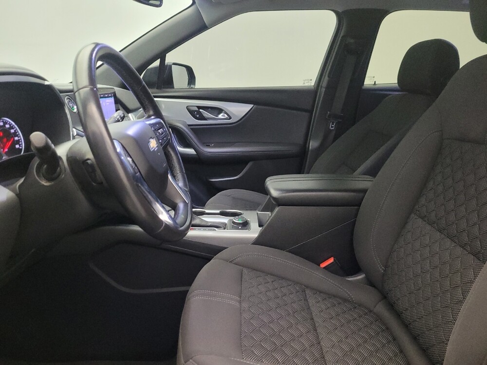 2020 Chevrolet Blazer in Glendale, AZ 85301 - 18133288 17