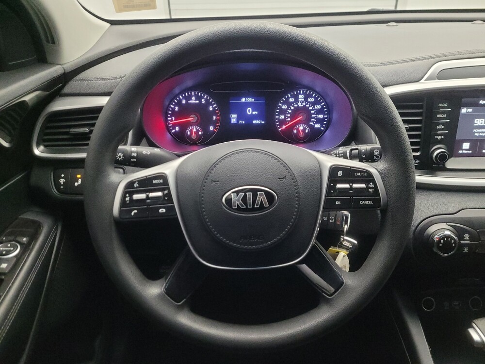 2020 Kia Sorento in Glendale, AZ 85301 - 18133289 22
