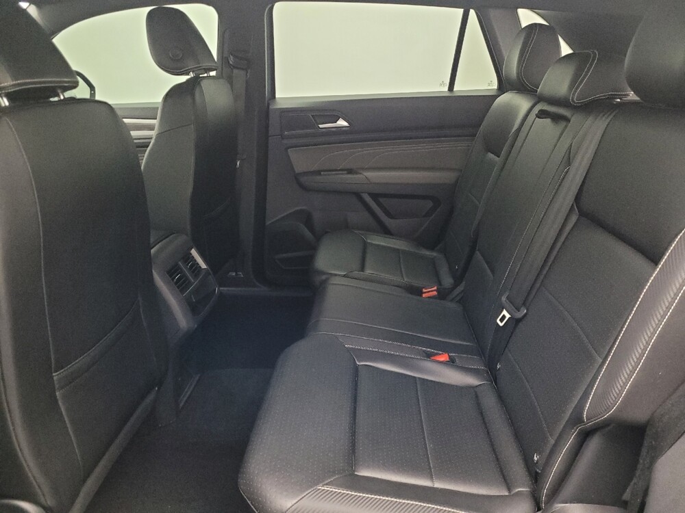 2022 Volkswagen Atlas in Miami, FL 33157 - 18133298 18