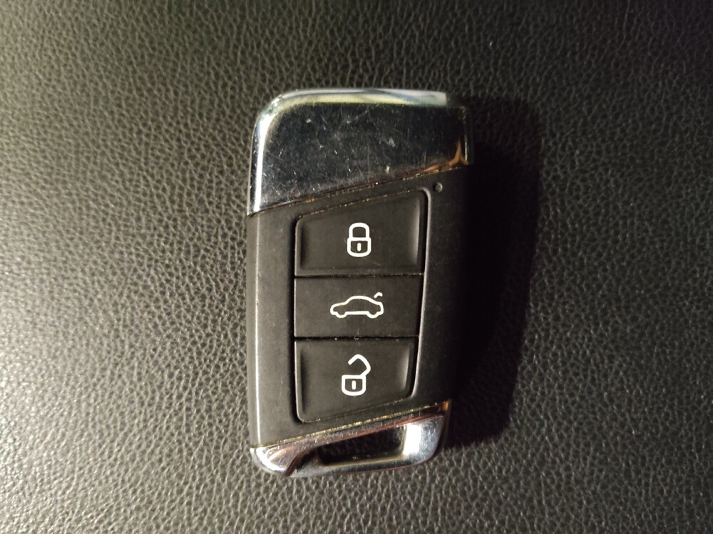 2022 Volkswagen Atlas in Miami, FL 33157 - 18133298 32