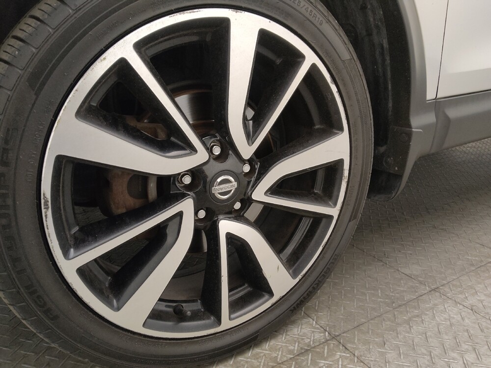 2017 Nissan Rogue Sport in Savannah, GA 31419 - 18133302 31