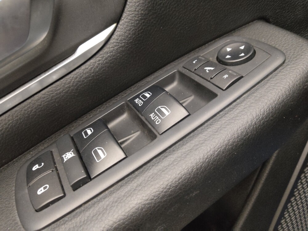 2019 RAM 1500 in Sanford, FL 32773 - 18133303 27