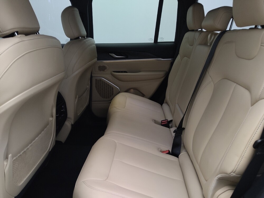 2023 Jeep Grand Cherokee in Pensacola, FL 32505 - 18133310 18