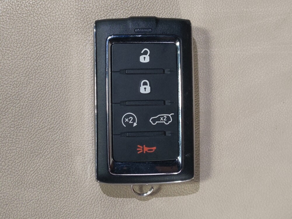 2023 Jeep Grand Cherokee in Pensacola, FL 32505 - 18133310 32