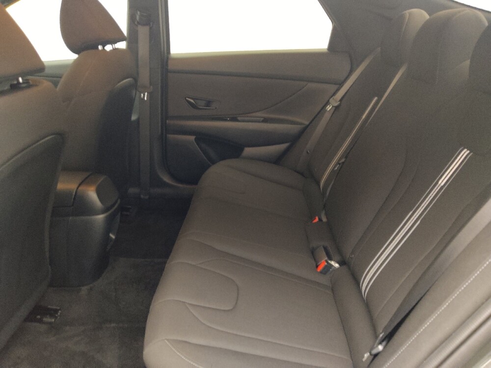 2025 Hyundai Elantra in Wilmington, NC 28405 - 18133312 18