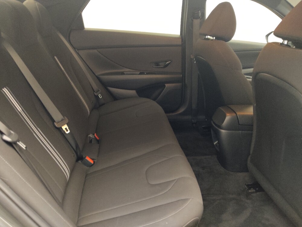 2025 Hyundai Elantra in Wilmington, NC 28405 - 18133312 19