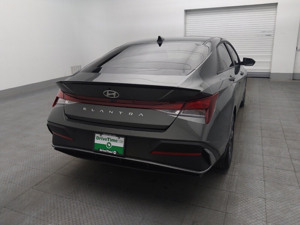 2025 Hyundai Elantra in Wilmington, NC 28405 - 18133312 7