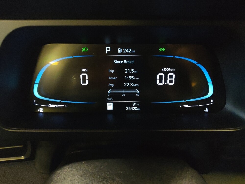 2025 Hyundai Elantra in Wilmington, NC 28405 - 18133312 23