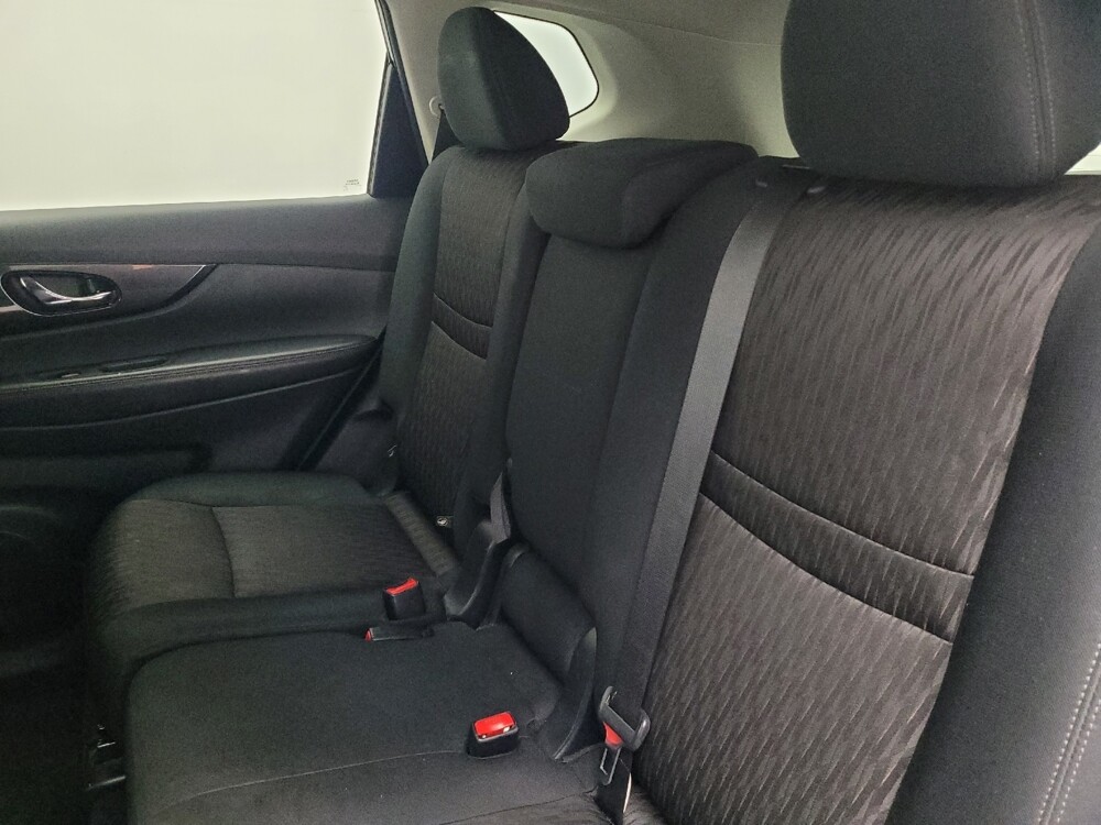 2017 Nissan Rogue in Savannah, GA 31419 - 18133313 18