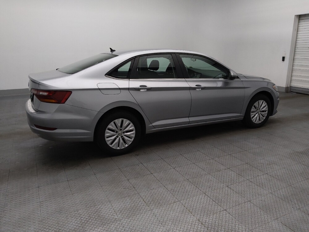 2019 Volkswagen Jetta in Hialeah, FL 33014 - 18133316 10