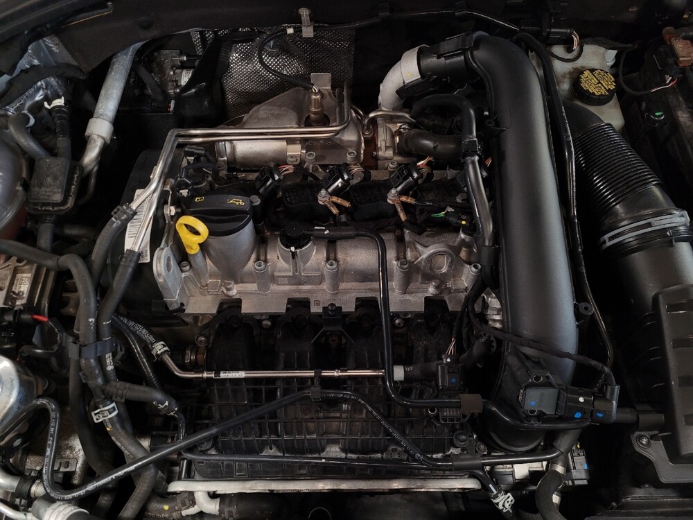 2019 Volkswagen Jetta in Hialeah, FL 33014 - 18133316 30