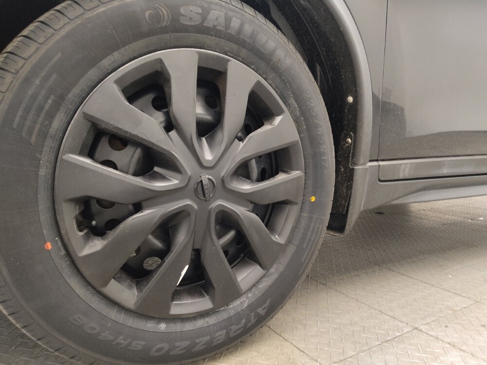 2018 Nissan Rogue in Savannah, GA 31419 - 18133317 31