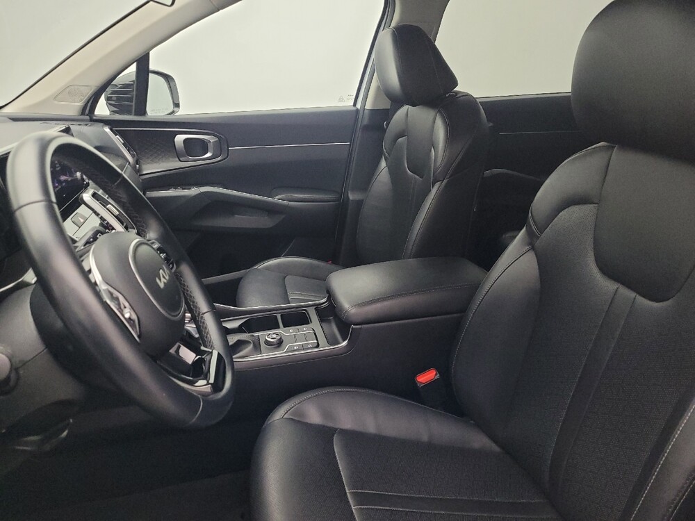 2022 Kia Sorento in Miami, FL 33157 - 18133319 17