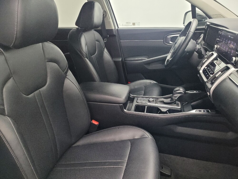 2022 Kia Sorento in Miami, FL 33157 - 18133319 21