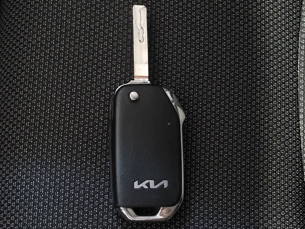 2024 Kia Forte in Hialeah, FL 33014 - 18133320 32