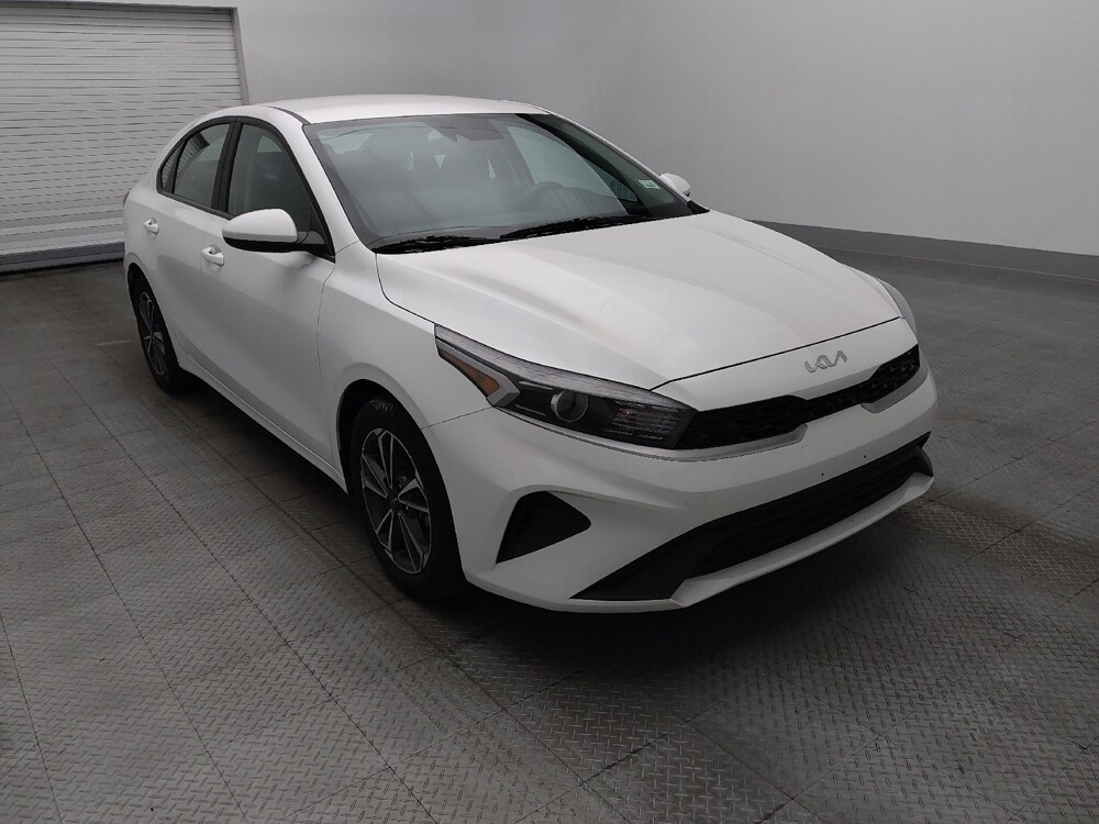 2024 Kia Forte in Hialeah, FL 33014 - 18133320 13