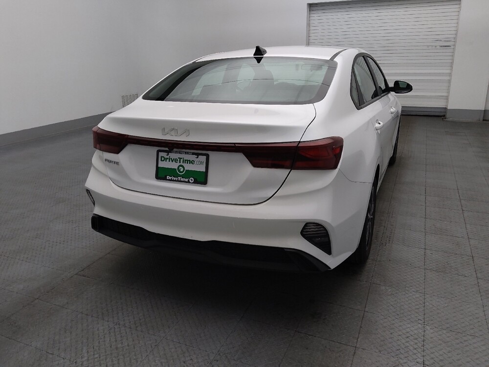 2024 Kia Forte in Hialeah, FL 33014 - 18133320 7