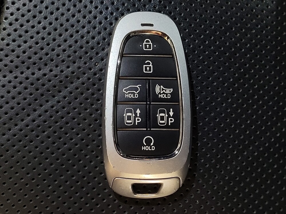 2022 Hyundai Santa Fe in Lauderdale Lakes, FL 33313 - 18133324 32