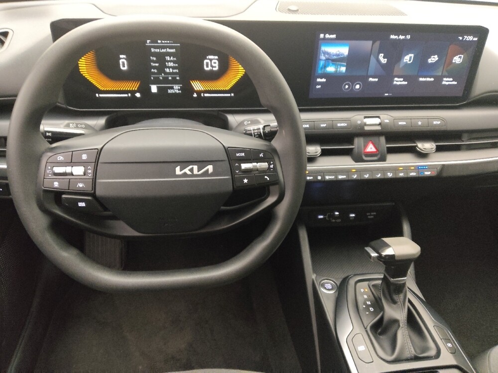 2025 Kia K4 in Sanford, FL 32773 - 18133329 22