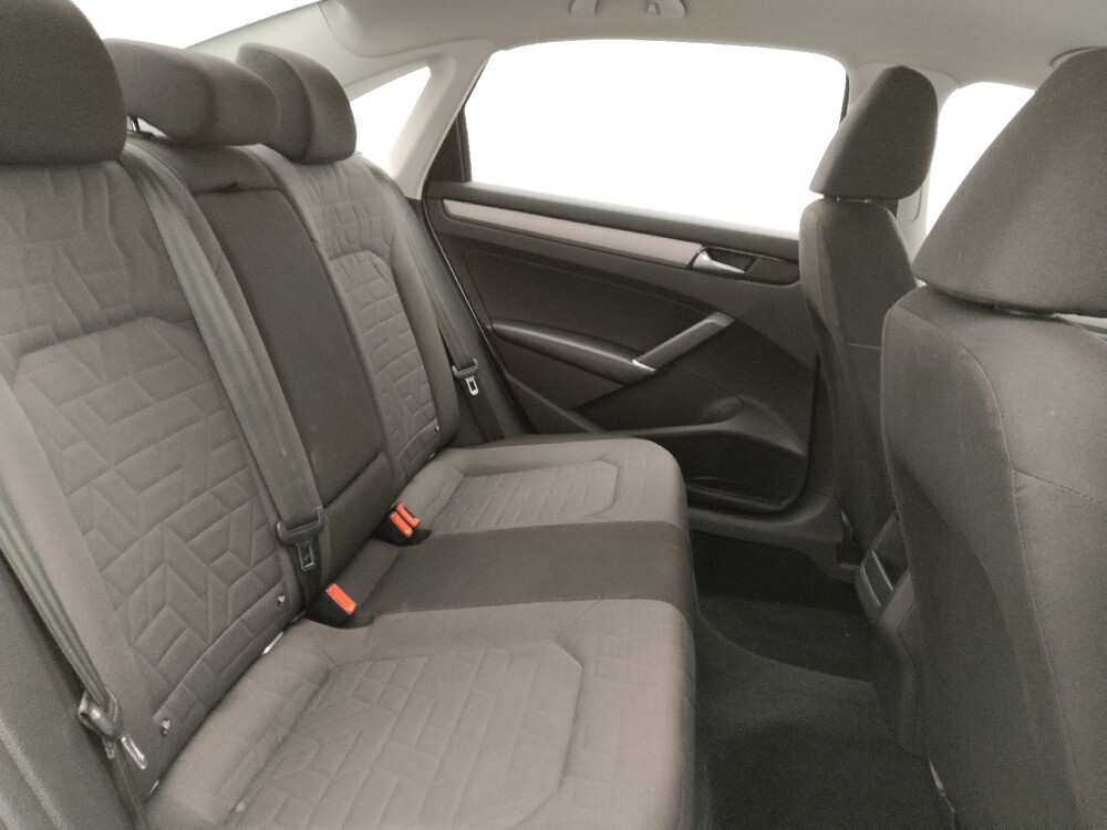 2020 Volkswagen Passat in Columbia, SC 29210 - 18133333 19