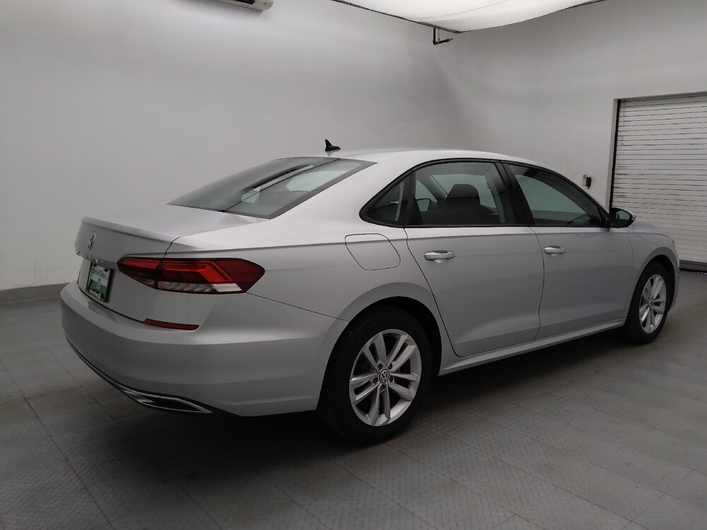 2020 Volkswagen Passat in Columbia, SC 29210 - 18133333 9