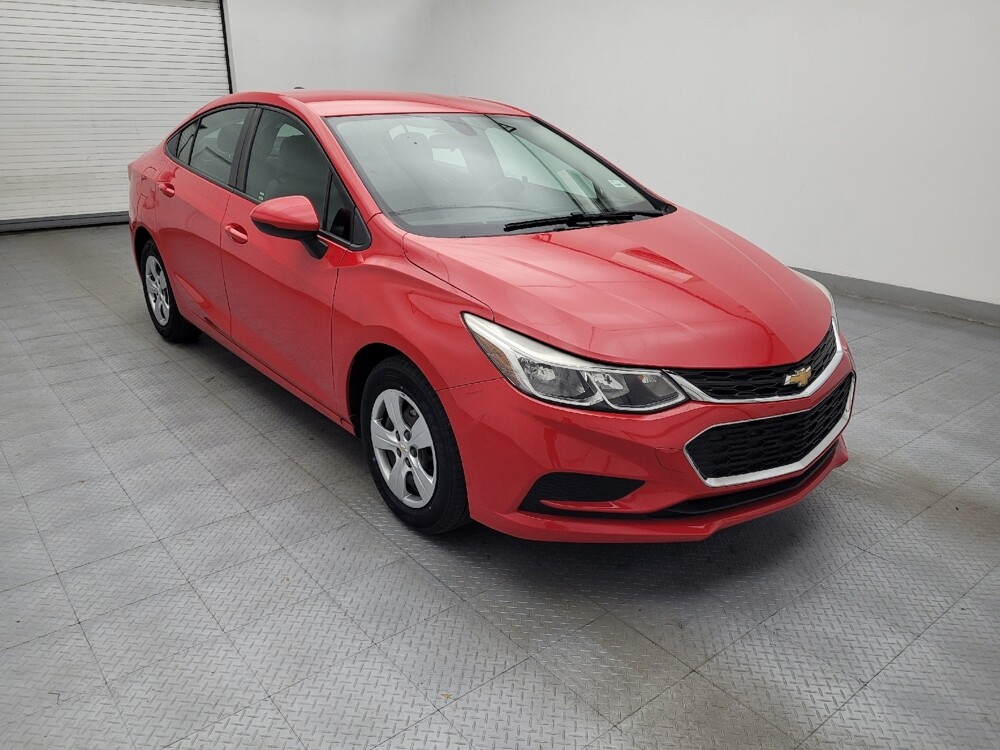 2018 Chevrolet Cruze in Wilmington, NC 28405 - 18133336 13