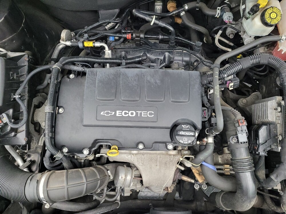 2016 Chevrolet Cruze in Raleigh, NC 27604 - 18133339 30