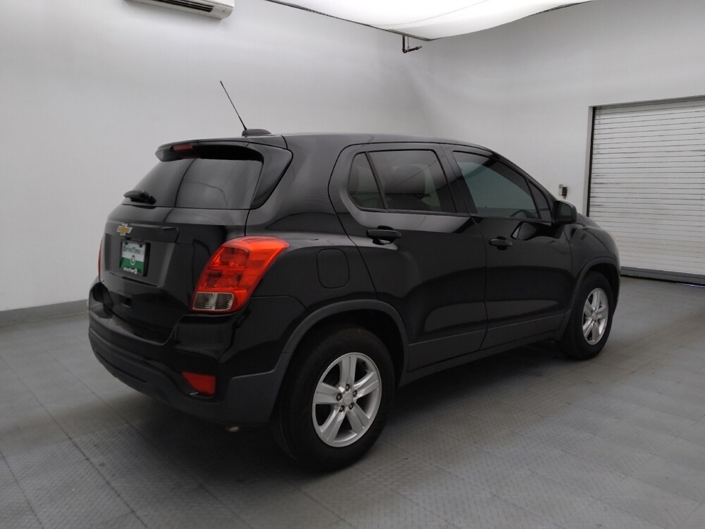 2020 Chevrolet Trax in Raleigh, NC 27604 - 18133342 9
