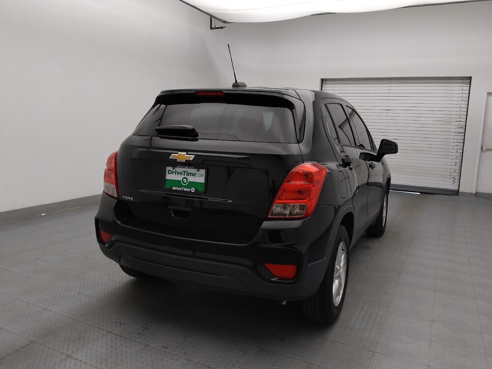 2020 Chevrolet Trax in Raleigh, NC 27604 - 18133342 7