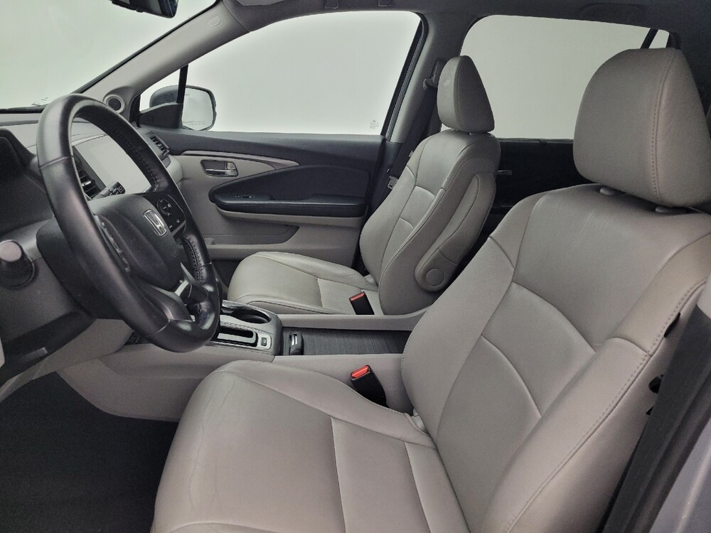 2019 Honda Pilot in Greensboro, NC 27407 - 18133344 17