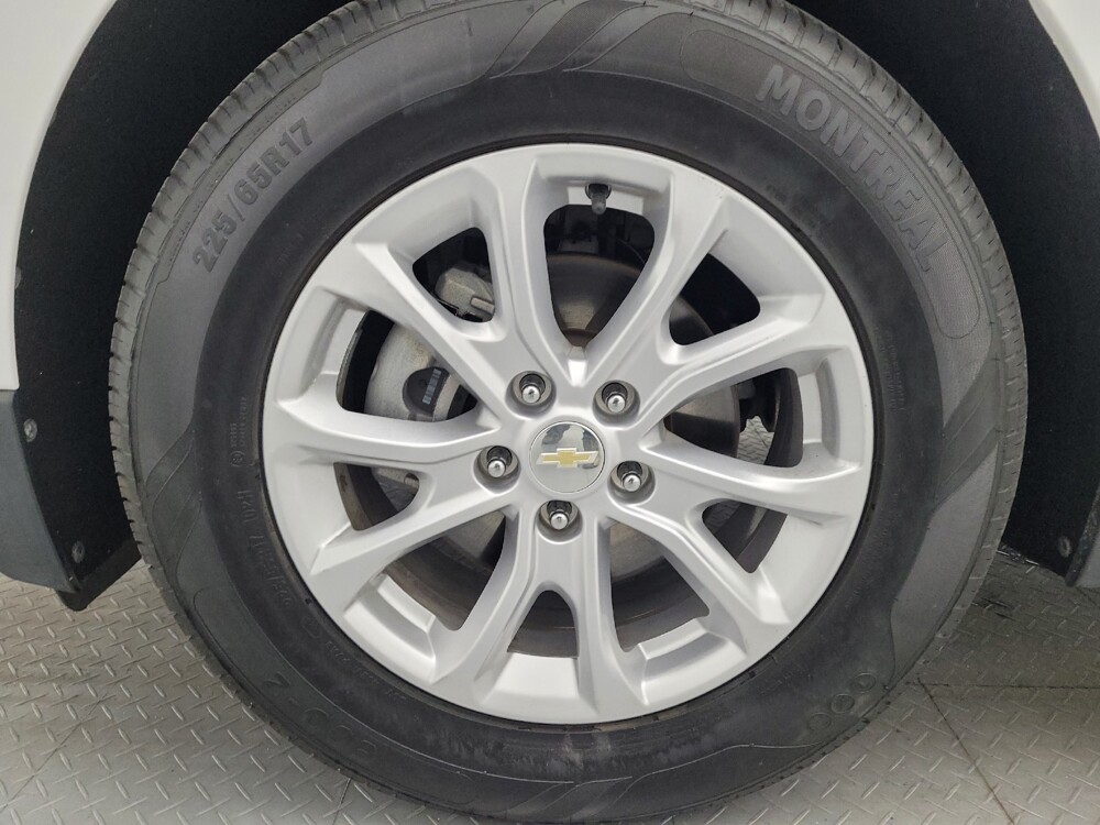 2021 Chevrolet Equinox in Raleigh, NC 27604 - 18133348 31