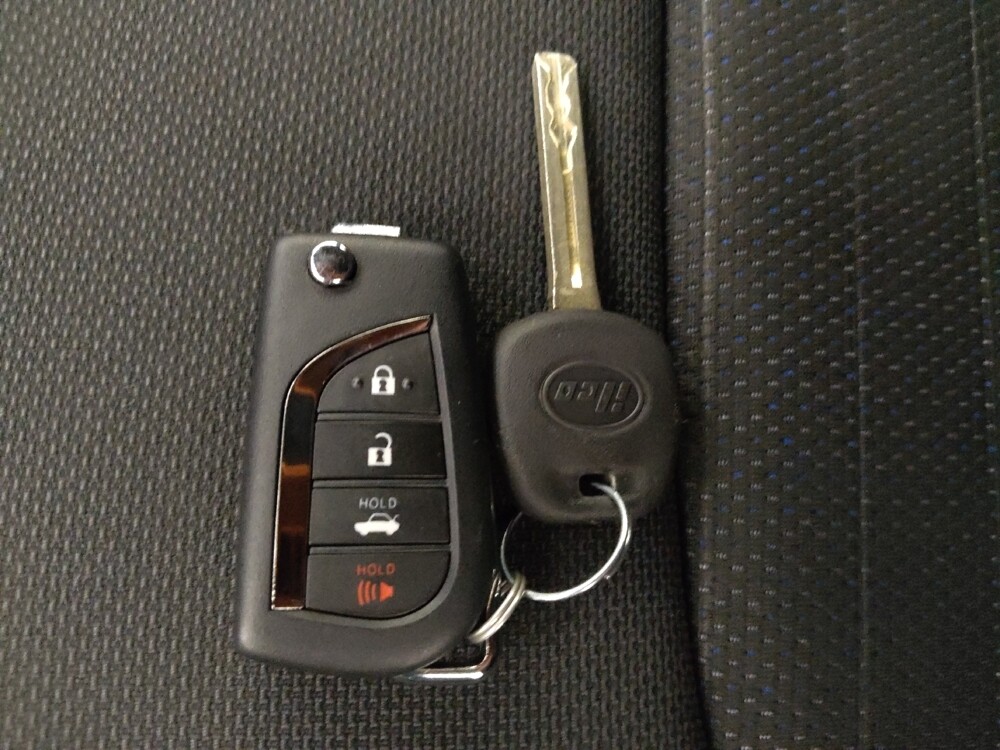 2020 Toyota Corolla in Albuquerque, NM 87113 - 18133356 32