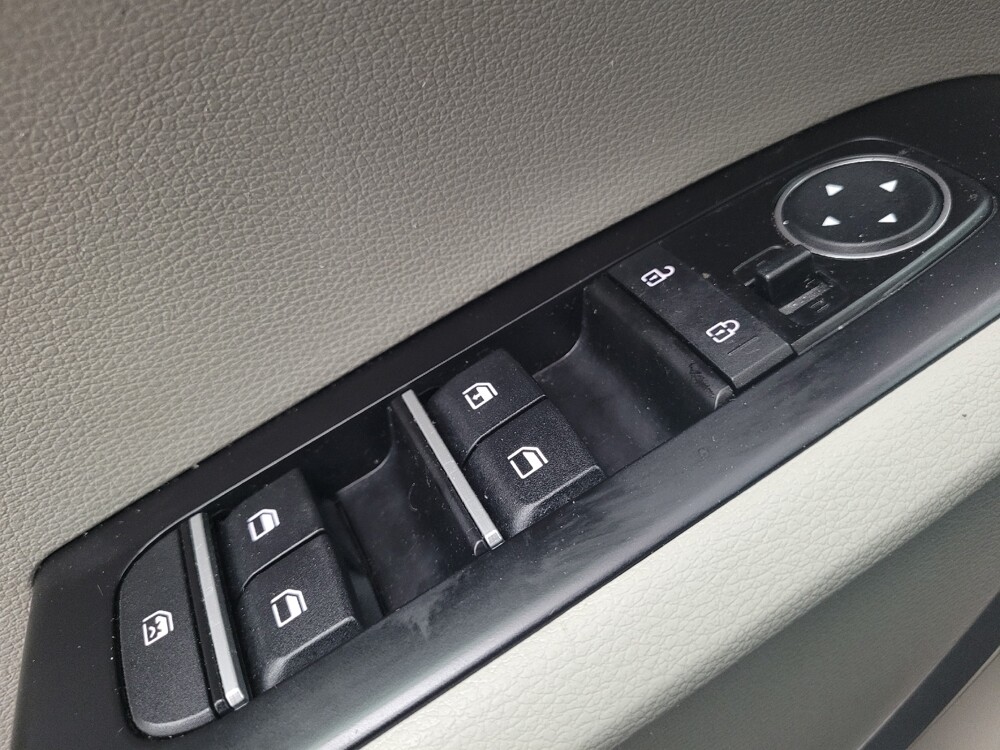 2022 Kia Soul in Memphis, TN 38115 - 18133359 27