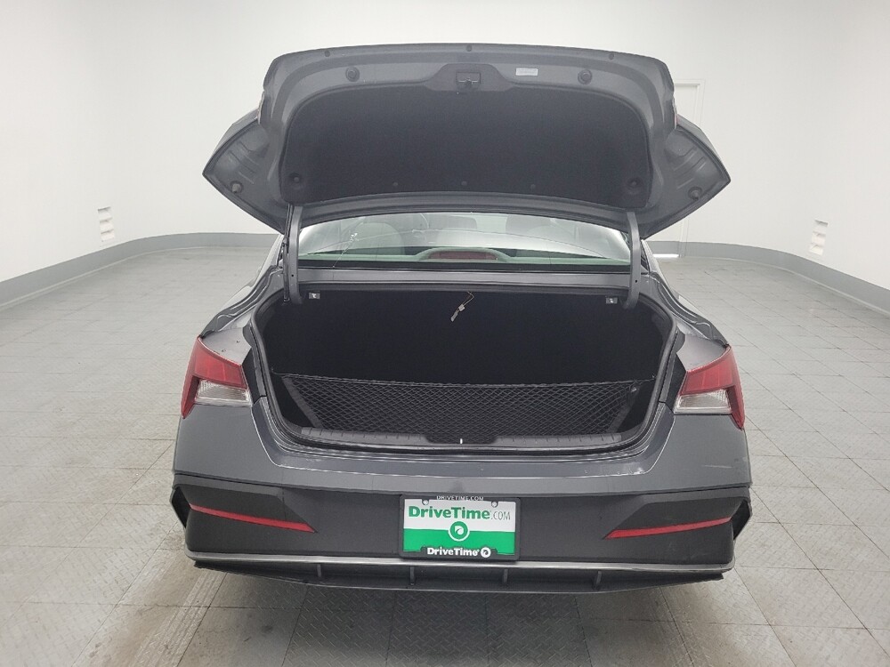 2025 Hyundai Elantra in Memphis, TN 38115 - 18133361 29