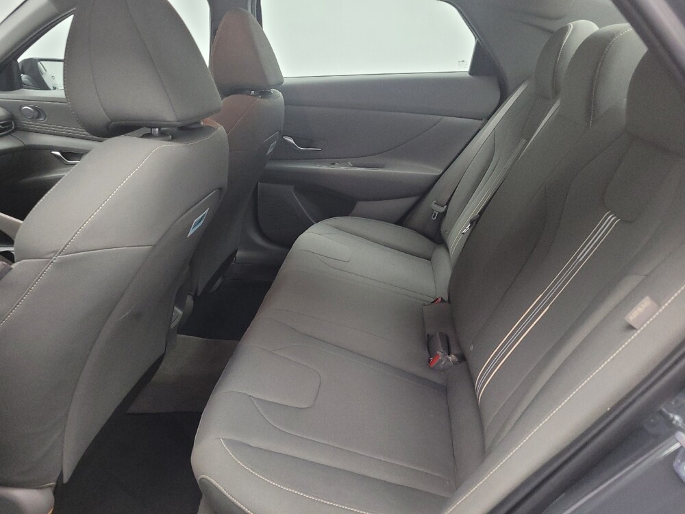 2025 Hyundai Elantra in Memphis, TN 38115 - 18133361 18