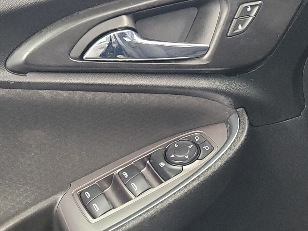 2020 Chevrolet Malibu in Houston, TX 77034 - 18133370 27