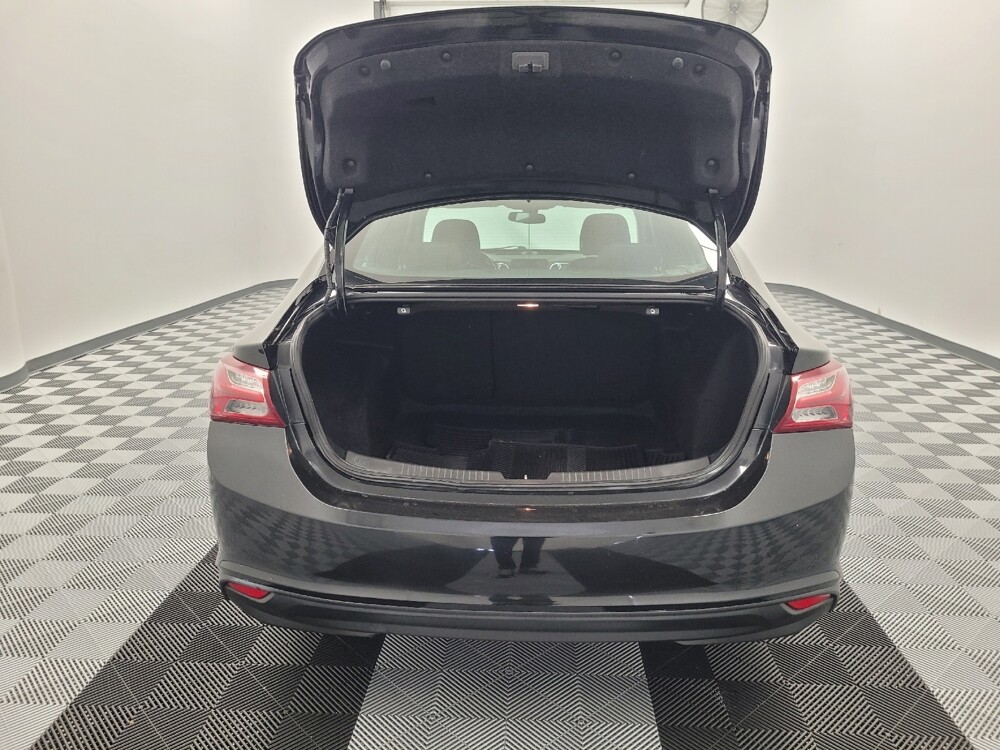 2020 Chevrolet Malibu in Houston, TX 77034 - 18133370 29