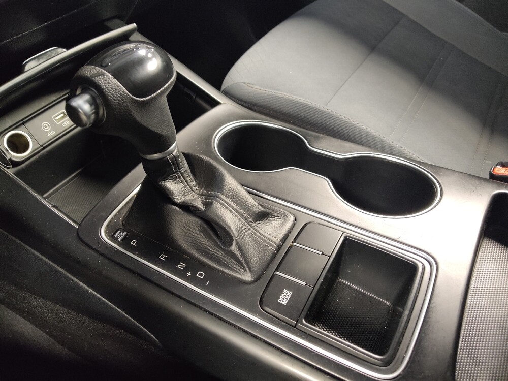 2016 Kia Sorento in Houston, TX 77060 - 18133371 26