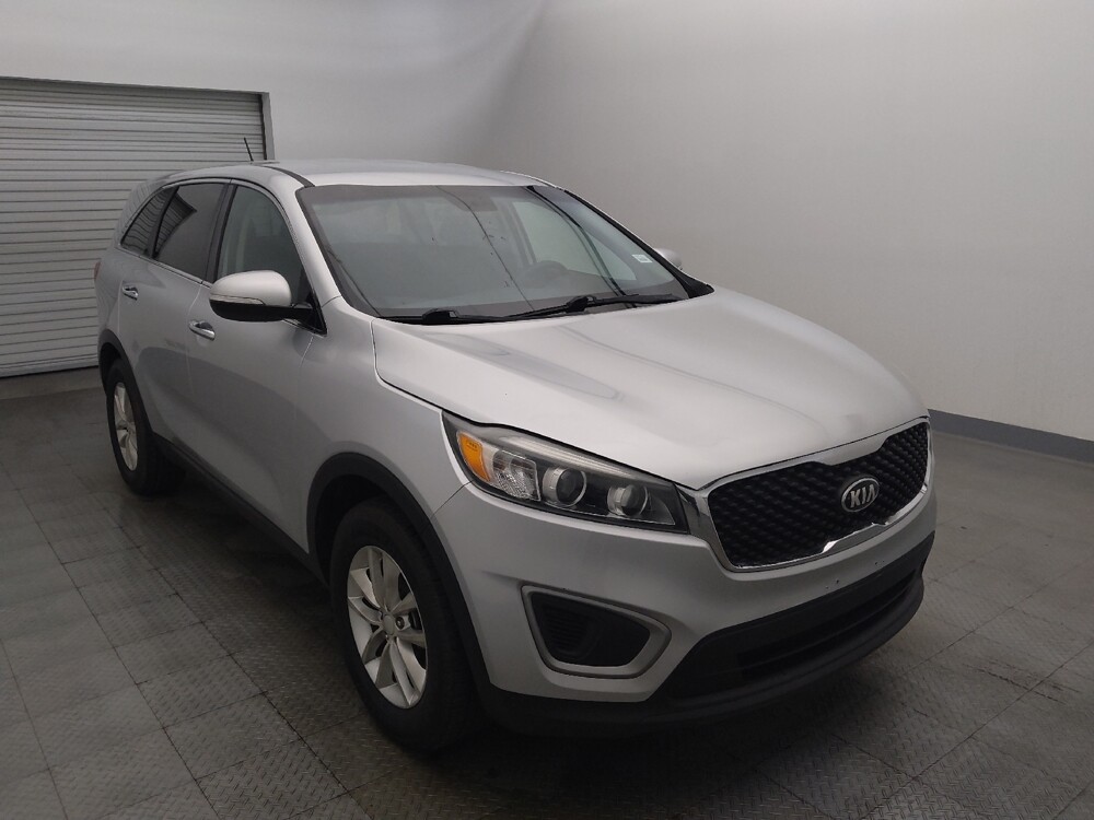 2016 Kia Sorento in Houston, TX 77060 - 18133371 13