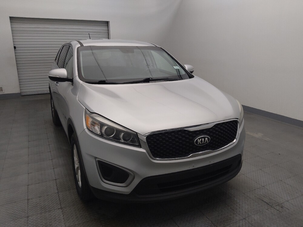 2016 Kia Sorento in Houston, TX 77060 - 18133371 14