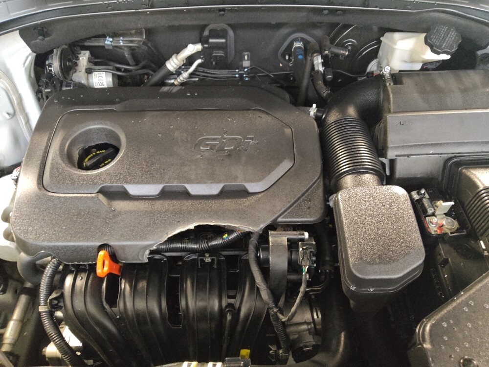 2016 Kia Sorento in Houston, TX 77060 - 18133371 30