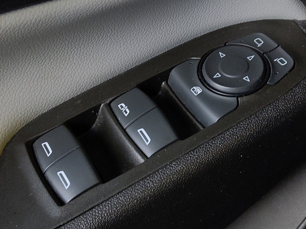 2023 Chevrolet Equinox in Corpus Christi, TX 78412 - 18133374 27