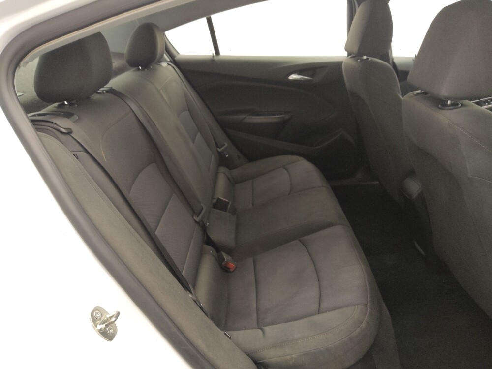 2019 Chevrolet Cruze in Houston, TX 77060 - 18133380 19